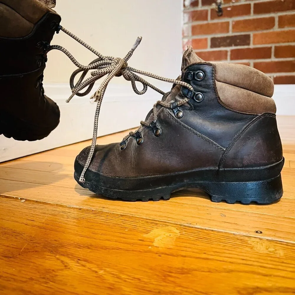 Vintage SCARPA Norwegian Welted Mountain Hiking Boots US Men's 6.5 Women's 7.5